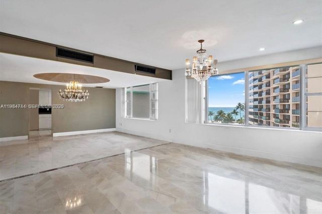 5255 Collins Ave 5J, Miami Beach, FL 33140