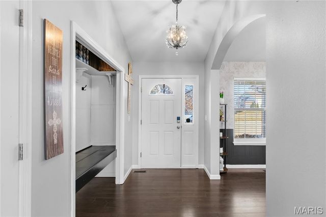 221 Osage Avenue, Troy, MO 63379