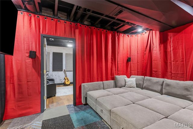 221 Osage Avenue, Troy, MO 63379