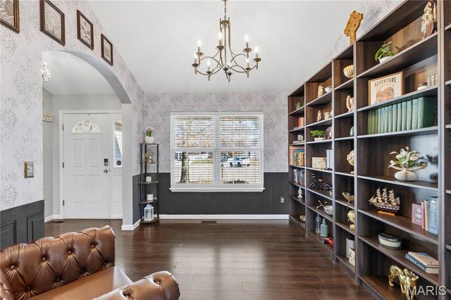 221 Osage Avenue, Troy, MO 63379