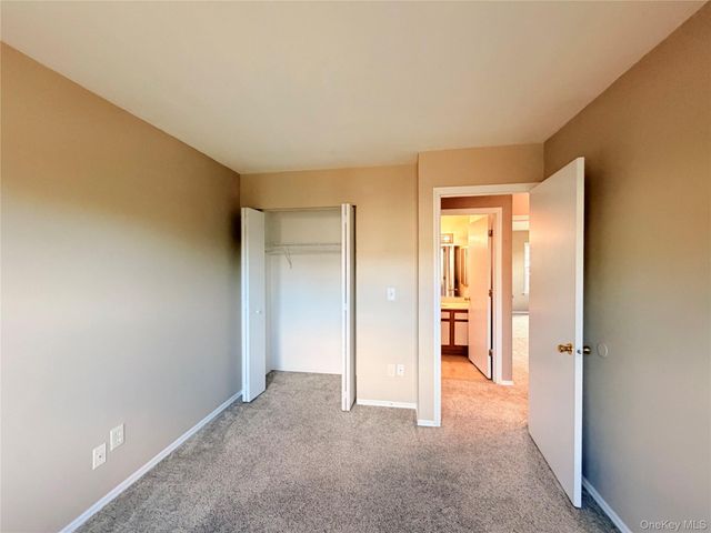 15 Kendal Lane, Middletown, NY 10940