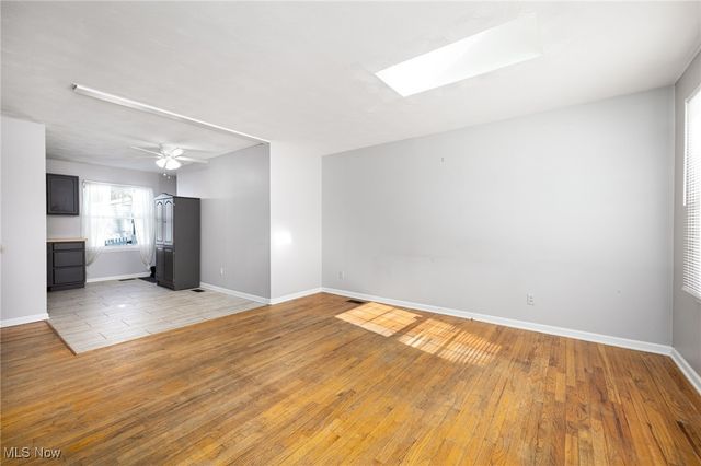 2293 Wickley Avenue, Stow, OH 44224