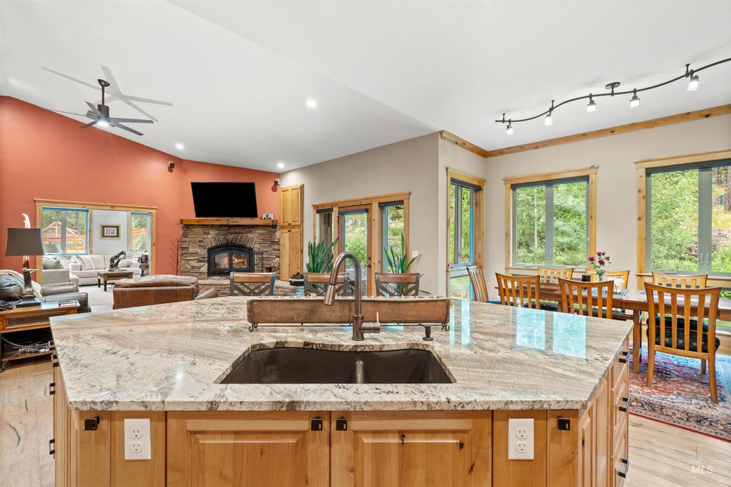 2755 West Pine Dr, New Meadows, ID 83654 photo 7