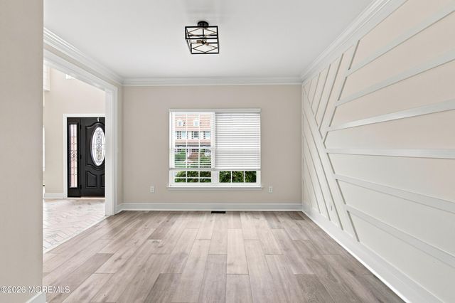 39 Violet Circle, Howell, NJ 07731