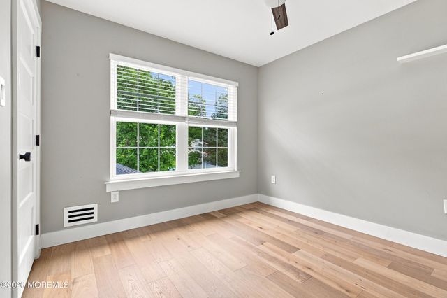 39 Violet Circle, Howell, NJ 07731