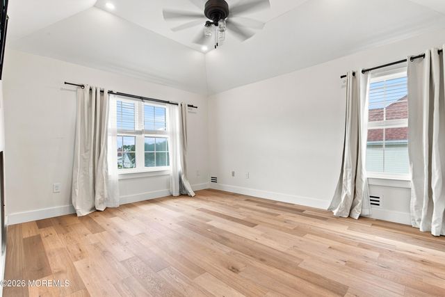 39 Violet Circle, Howell, NJ 07731