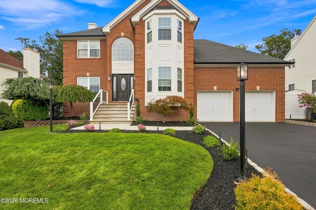 39 Violet Circle, Howell, NJ 07731