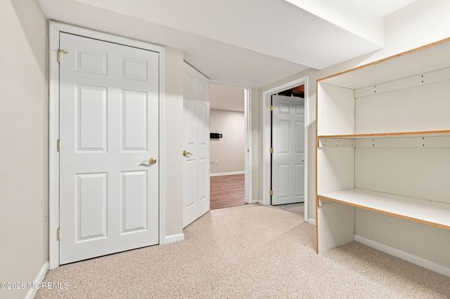 39 Violet Circle, Howell, NJ 07731