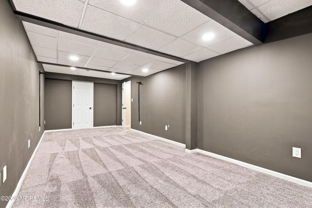 39 Violet Circle, Howell, NJ 07731