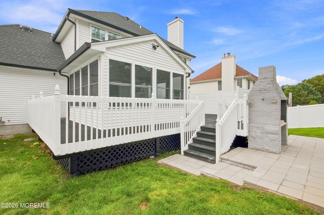 39 Violet Circle, Howell, NJ 07731