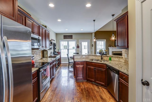 1090 Autumn Run Drive, Forest, VA 24551