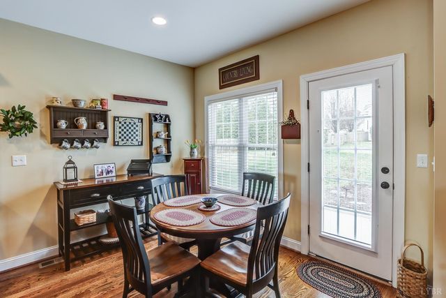 1090 Autumn Run Drive, Forest, VA 24551