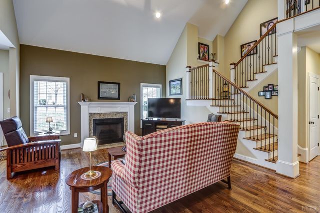 1090 Autumn Run Drive, Forest, VA 24551