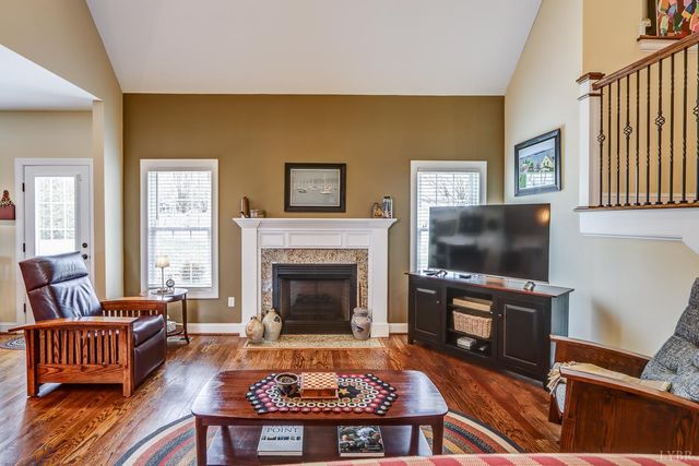 1090 Autumn Run Drive, Forest, VA 24551