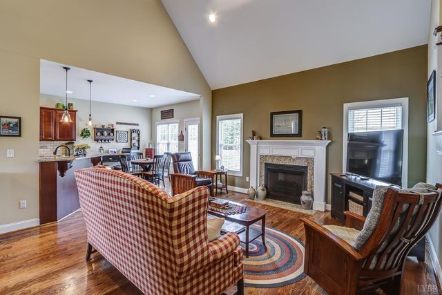 1090 Autumn Run Drive, Forest, VA 24551