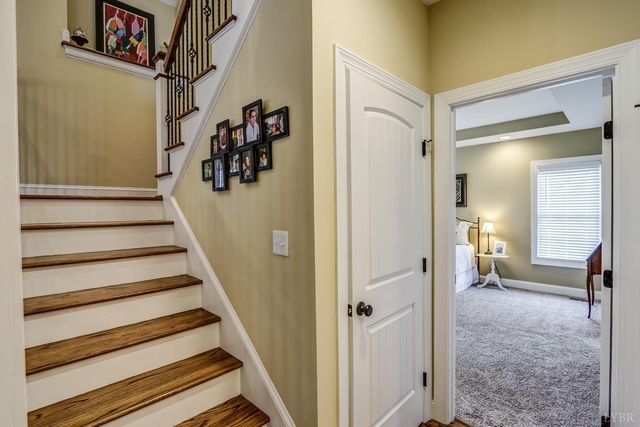 1090 Autumn Run Drive, Forest, VA 24551