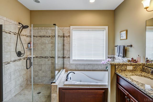 1090 Autumn Run Drive, Forest, VA 24551