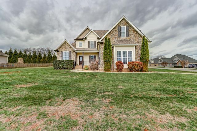 1090 Autumn Run Drive, Forest, VA 24551