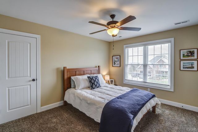 1090 Autumn Run Drive, Forest, VA 24551