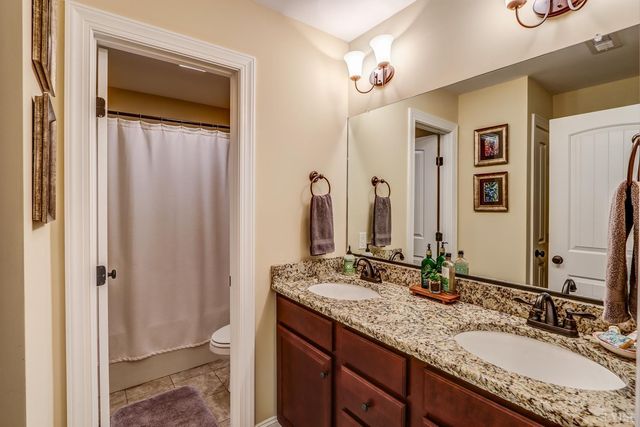 1090 Autumn Run Drive, Forest, VA 24551