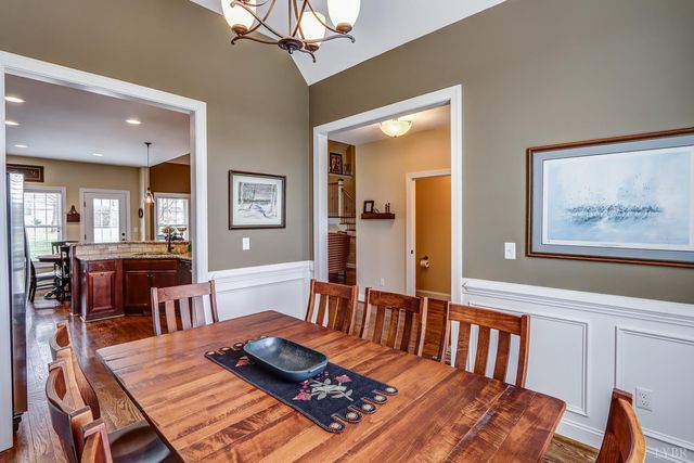 1090 Autumn Run Drive, Forest, VA 24551