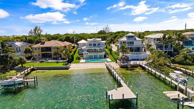 18119 SE Federal Highway, Jupiter, FL 33469