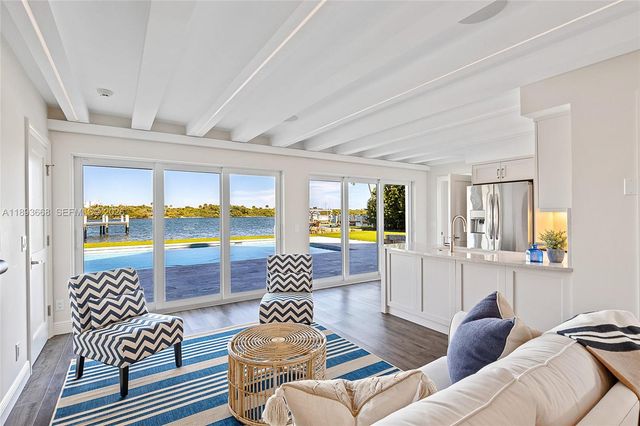 18119 SE Federal Highway, Jupiter, FL 33469