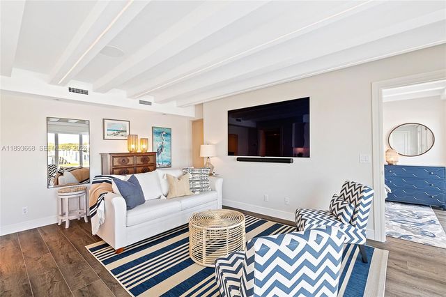 18119 SE Federal Highway, Jupiter, FL 33469