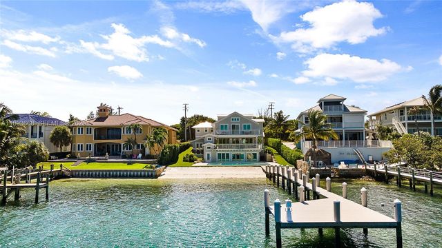 18119 SE Federal Highway, Jupiter, FL 33469