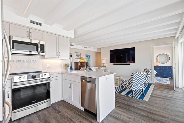 18119 SE Federal Highway, Jupiter, FL 33469