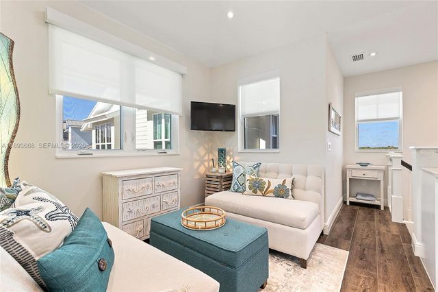 18119 SE Federal Highway, Jupiter, FL 33469