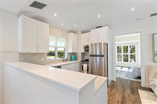 18119 SE Federal Highway, Jupiter, FL 33469