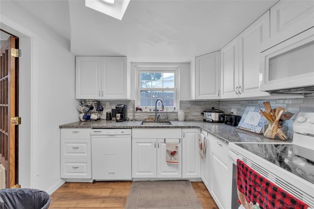 1414 WHITEHALL LANE, Holiday, FL 34691