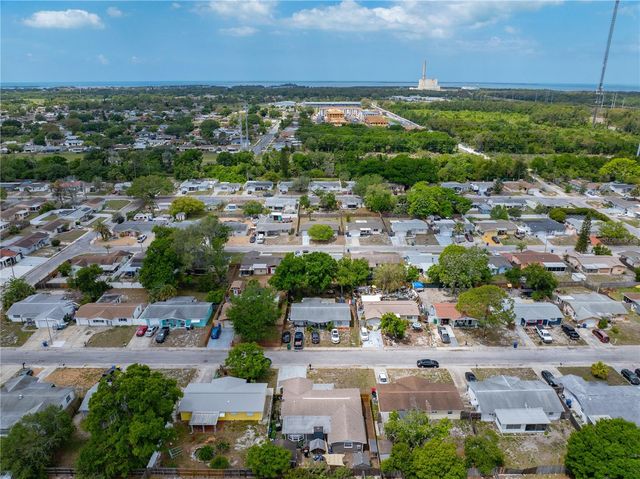 1414 WHITEHALL LANE, Holiday, FL 34691