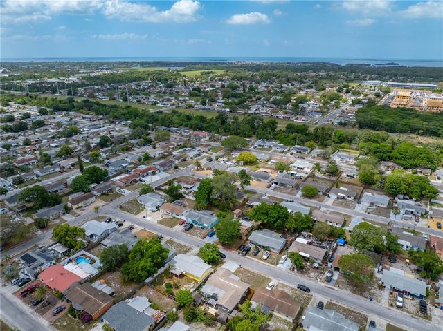 1414 WHITEHALL LANE, Holiday, FL 34691