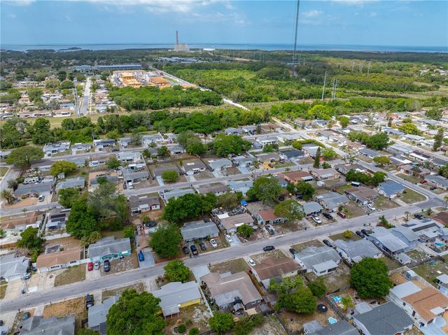 1414 WHITEHALL LANE, Holiday, FL 34691