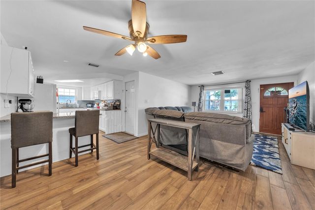 1414 WHITEHALL LANE, Holiday, FL 34691