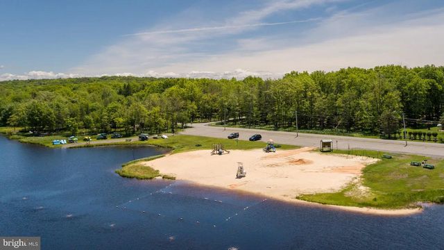 177 ELMWOOD DR, Albrightsville, PA 18210