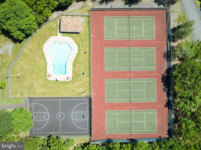 177 ELMWOOD DR, Albrightsville, PA 18210