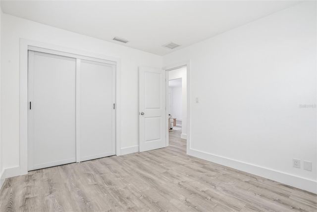 7125 5TH AVENUE N, St Petersburg, FL 33710