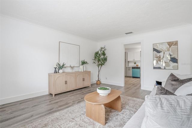 7125 5TH AVENUE N, St Petersburg, FL 33710