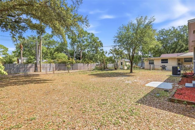 7125 5TH AVENUE N, St Petersburg, FL 33710