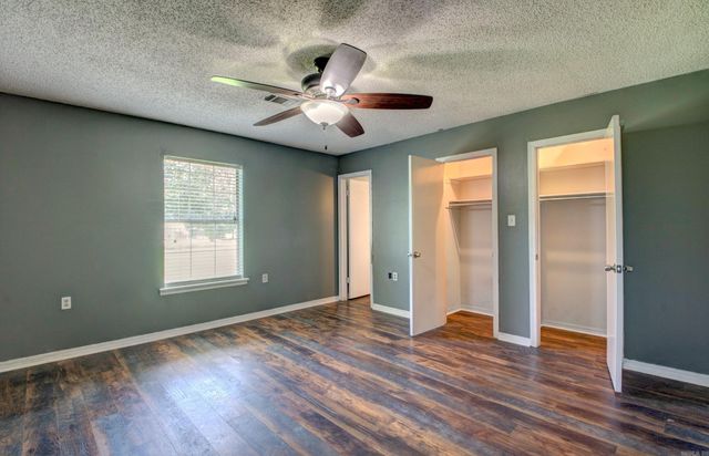 1000A Locust Street, Beebe, AR 72012