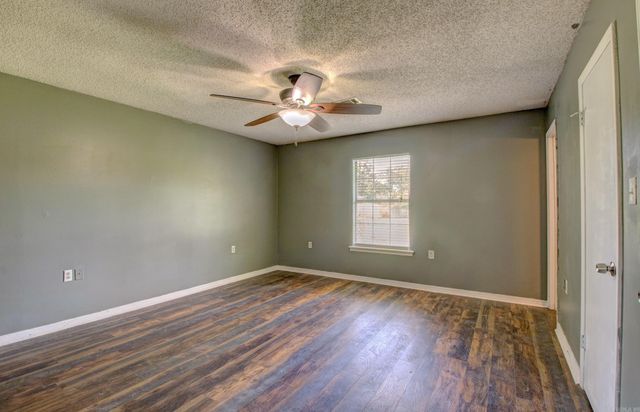 1000A Locust Street, Beebe, AR 72012