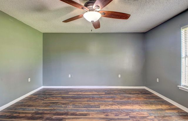 1000A Locust Street, Beebe, AR 72012