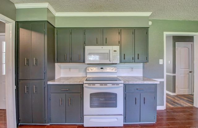 1000A Locust Street, Beebe, AR 72012