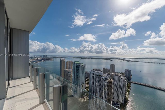 300 Biscayne Blvd Way 5105W, Miami, FL 33131
