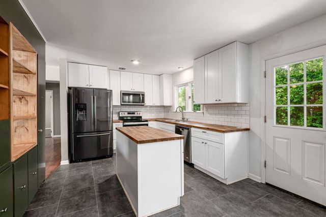 297 E Clearview Avenue, Worthington, OH 43085