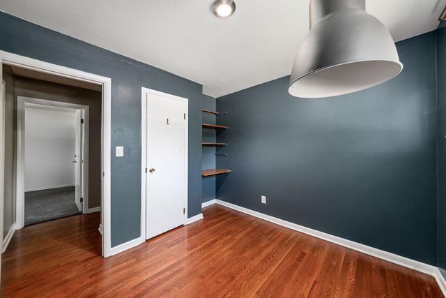 297 E Clearview Avenue, Worthington, OH 43085