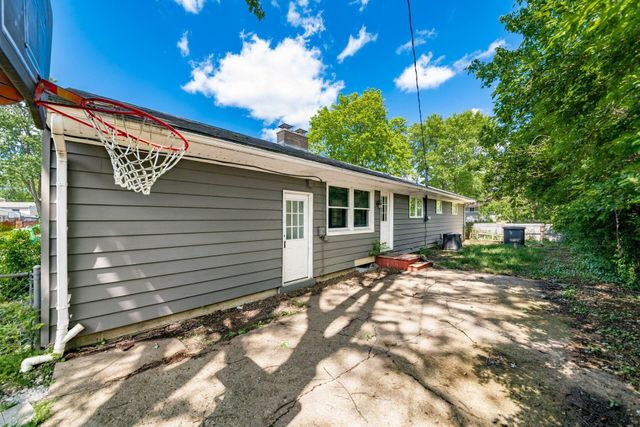 297 E Clearview Avenue, Worthington, OH 43085